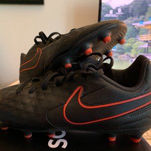 Kids Nike Tiempo Outdoor Soccer Cleats Size 2Y Black Orange